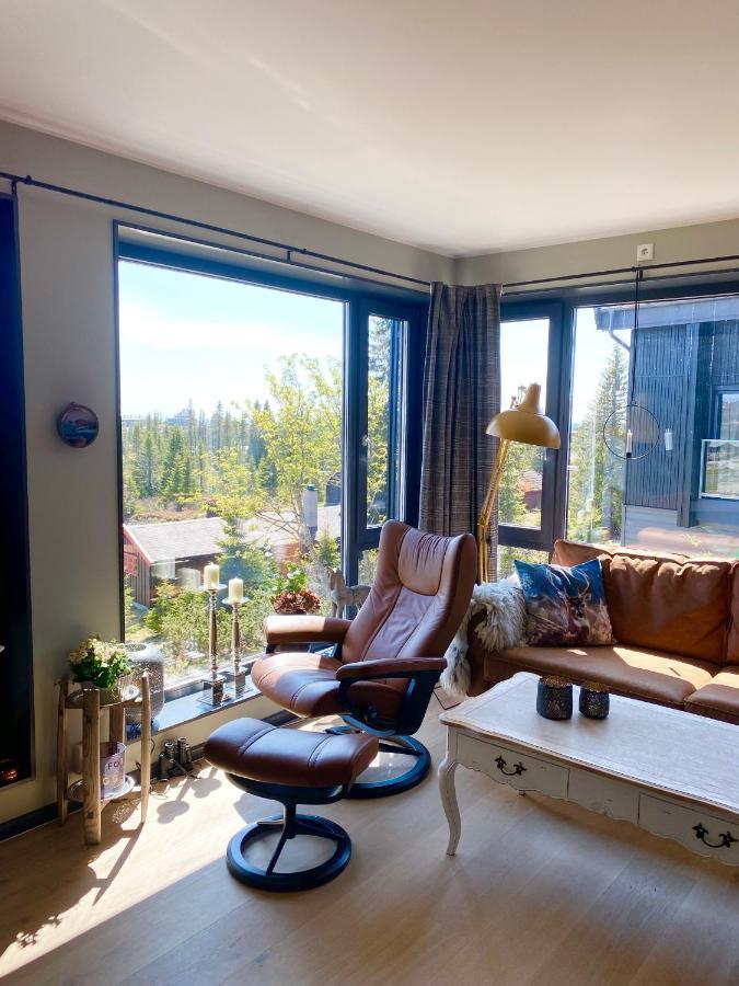 Leilighet Med Panoramautsikt Sjusjoen Innendors Parkering ภายนอก รูปภาพ